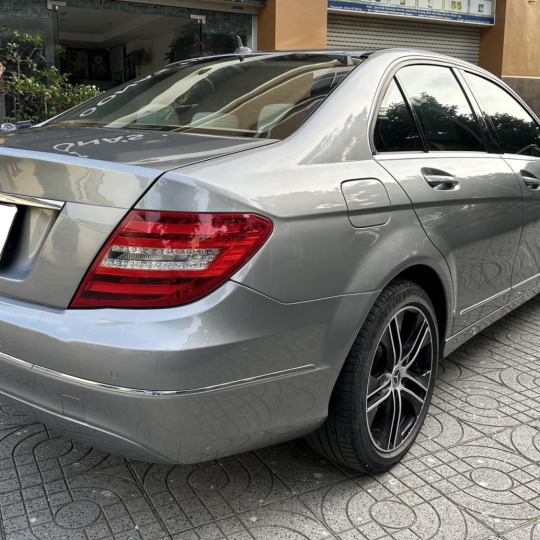 Mercedes C200 sx 2011 mẫu 2013