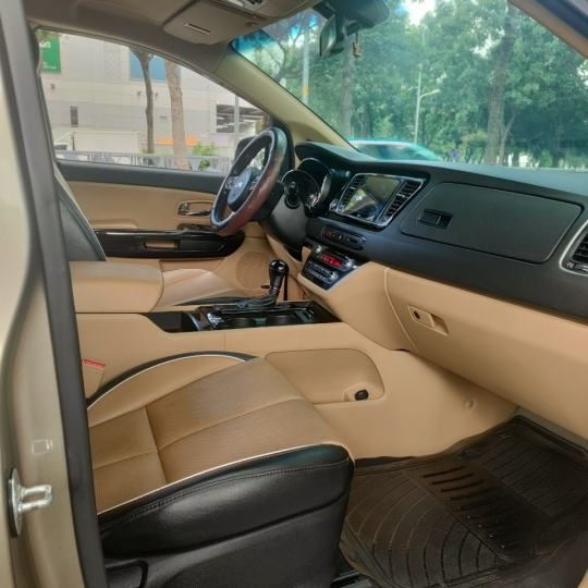Kia Sedona 2016 full xăng
