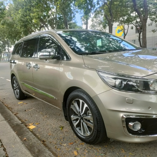 Kia Sedona 2016 full xăng